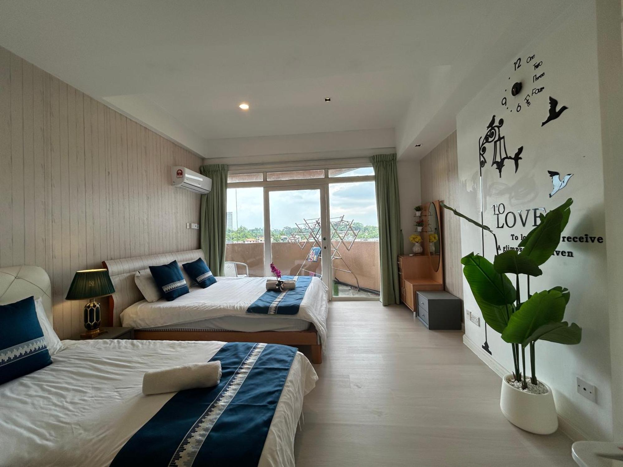 Riverbank Suites Waterfront Kuching Exterior photo